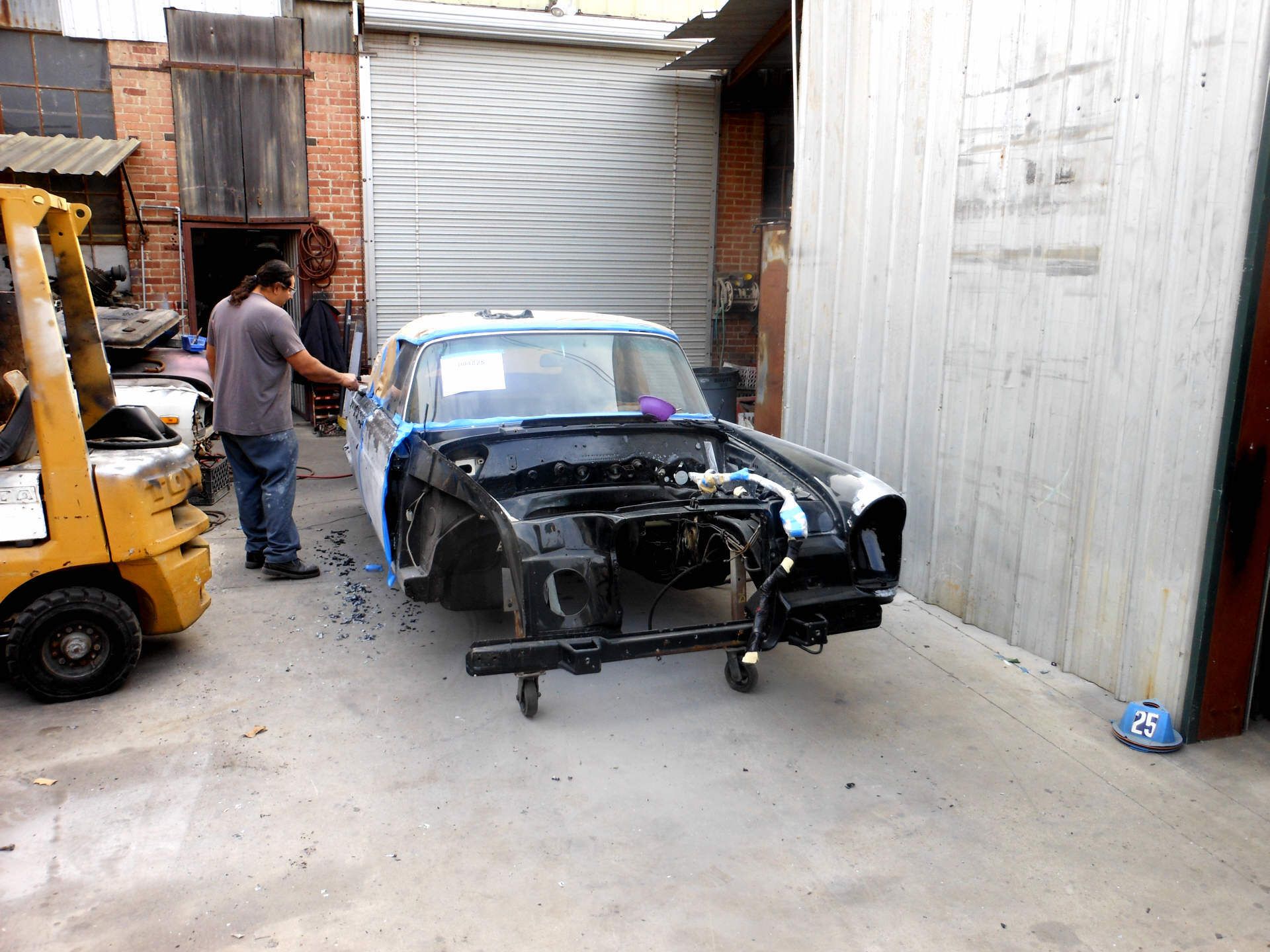 Hier wären wir mit dem Stapler fast draufgeknallt. Bremsentest am Stapler vollzieht man am besten vorher!