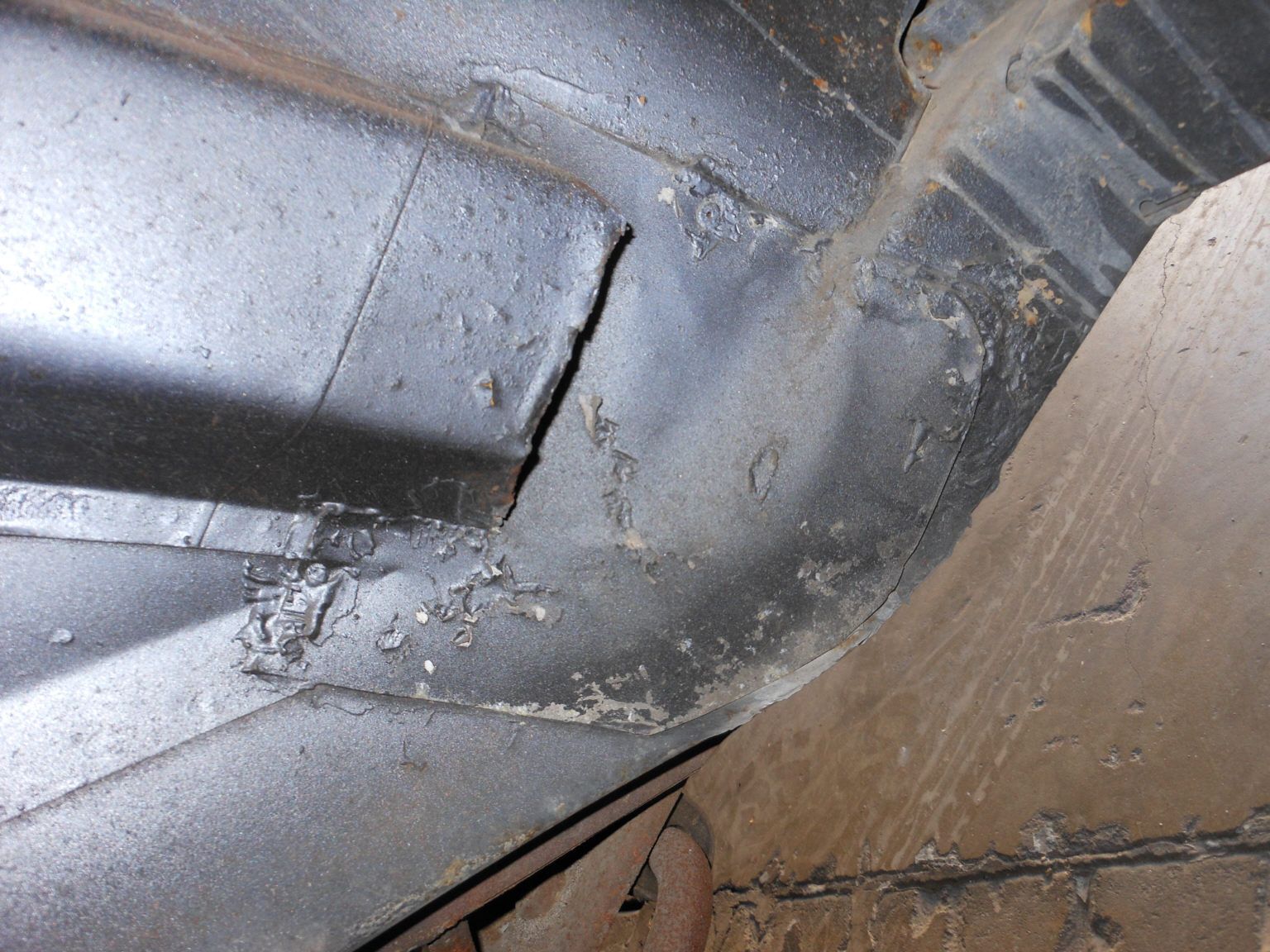 Die Radeinbaustrebe ist definitiv ebenfalls völlig anders