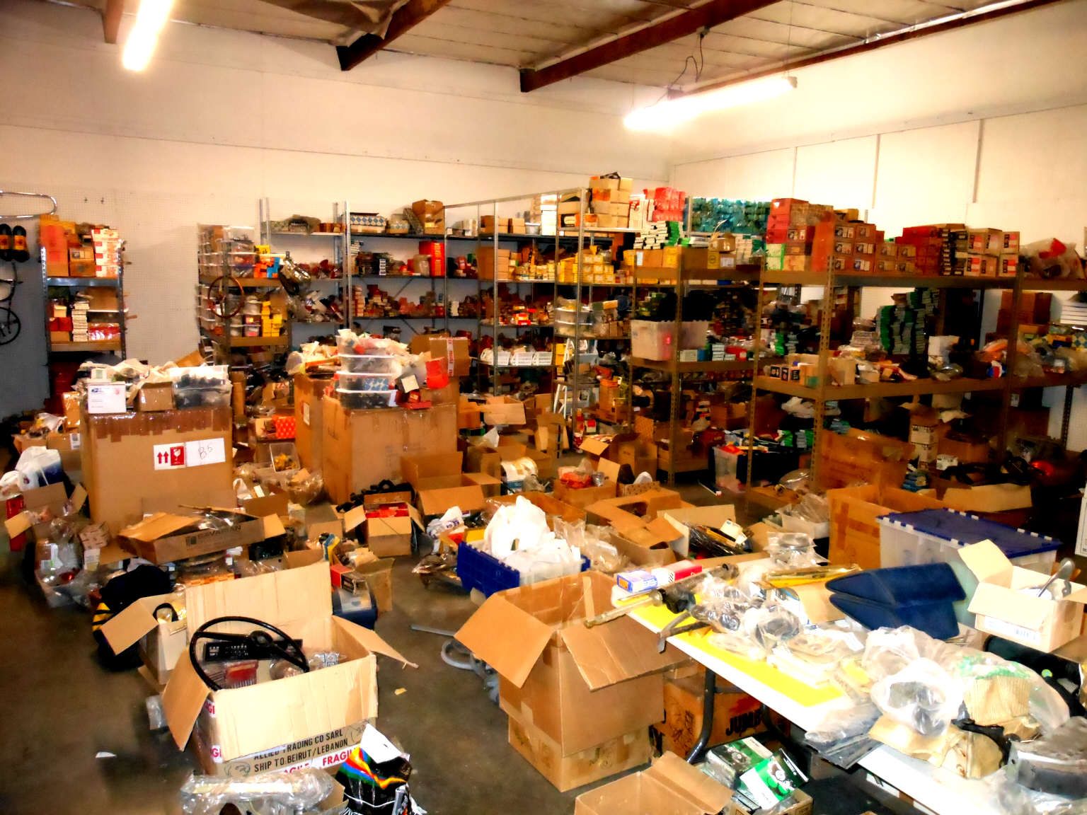 Neuteile soweit das Auge reicht