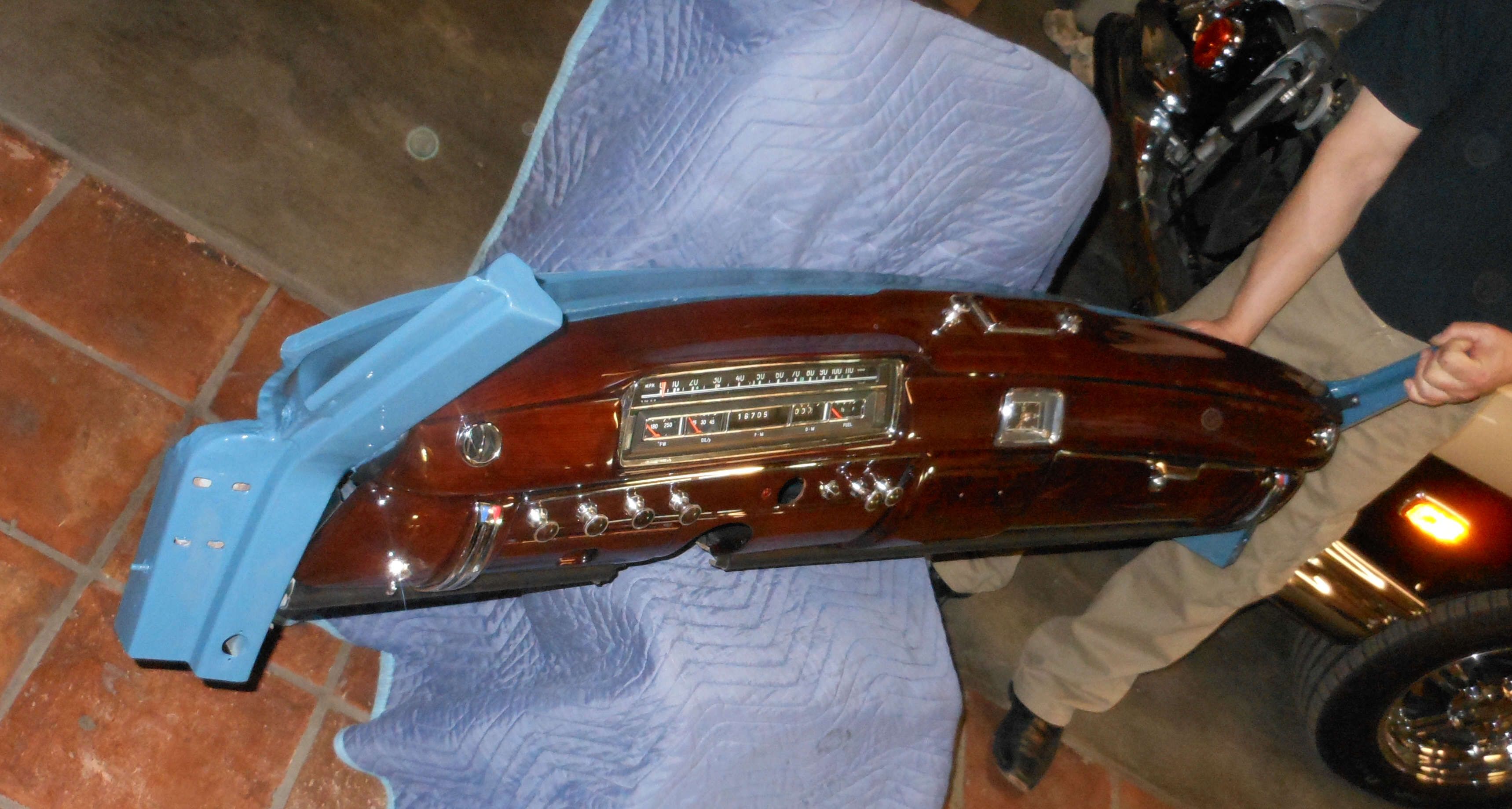 Fertiger Einbausatz Ponton Armaturenbrett