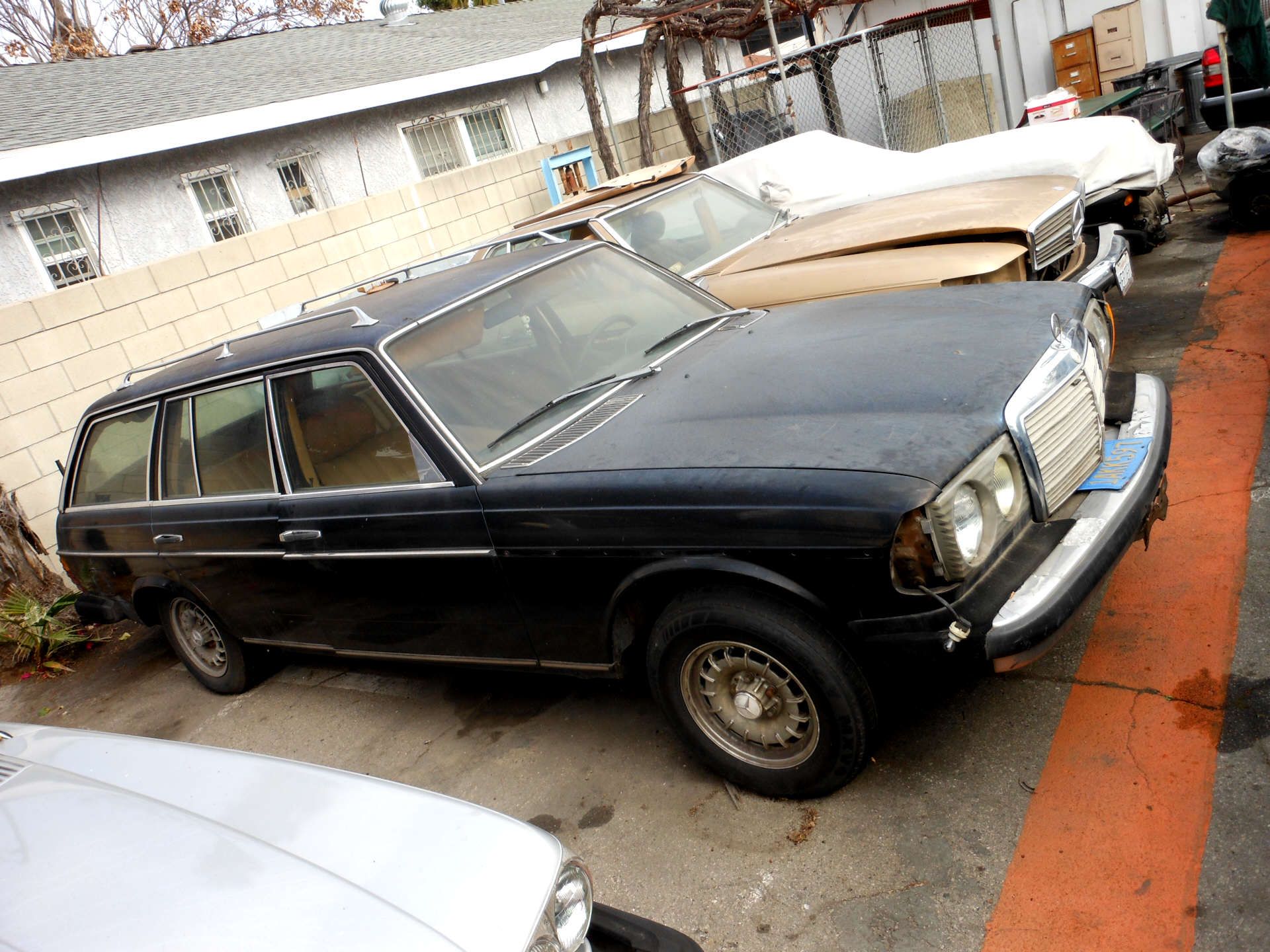 Zwischenzeitlich bis auf die letzte Schraube entkernt und verladen