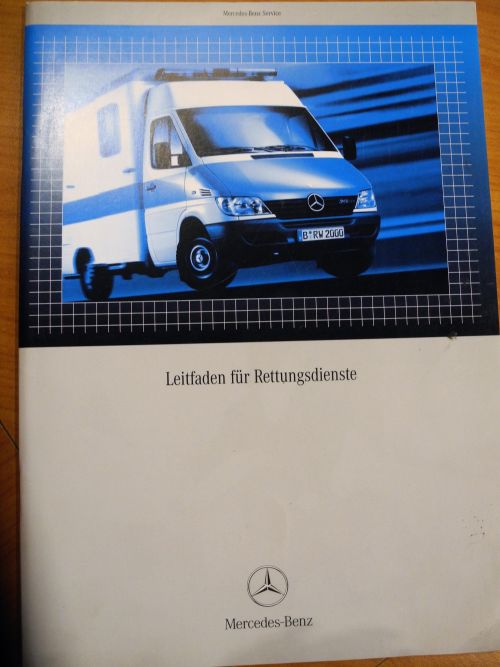 Mercedes Benz Broschüre - Leitfaden für den Rettungsdienst