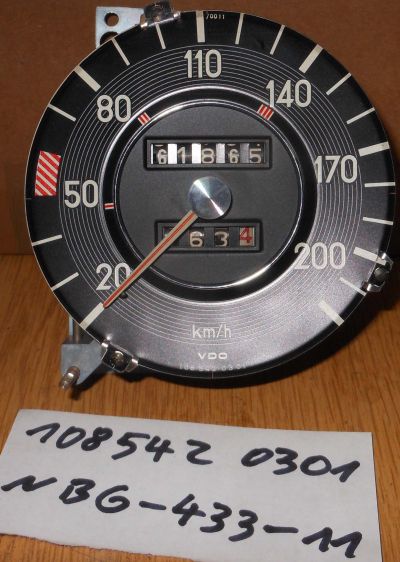 Tachometer 108